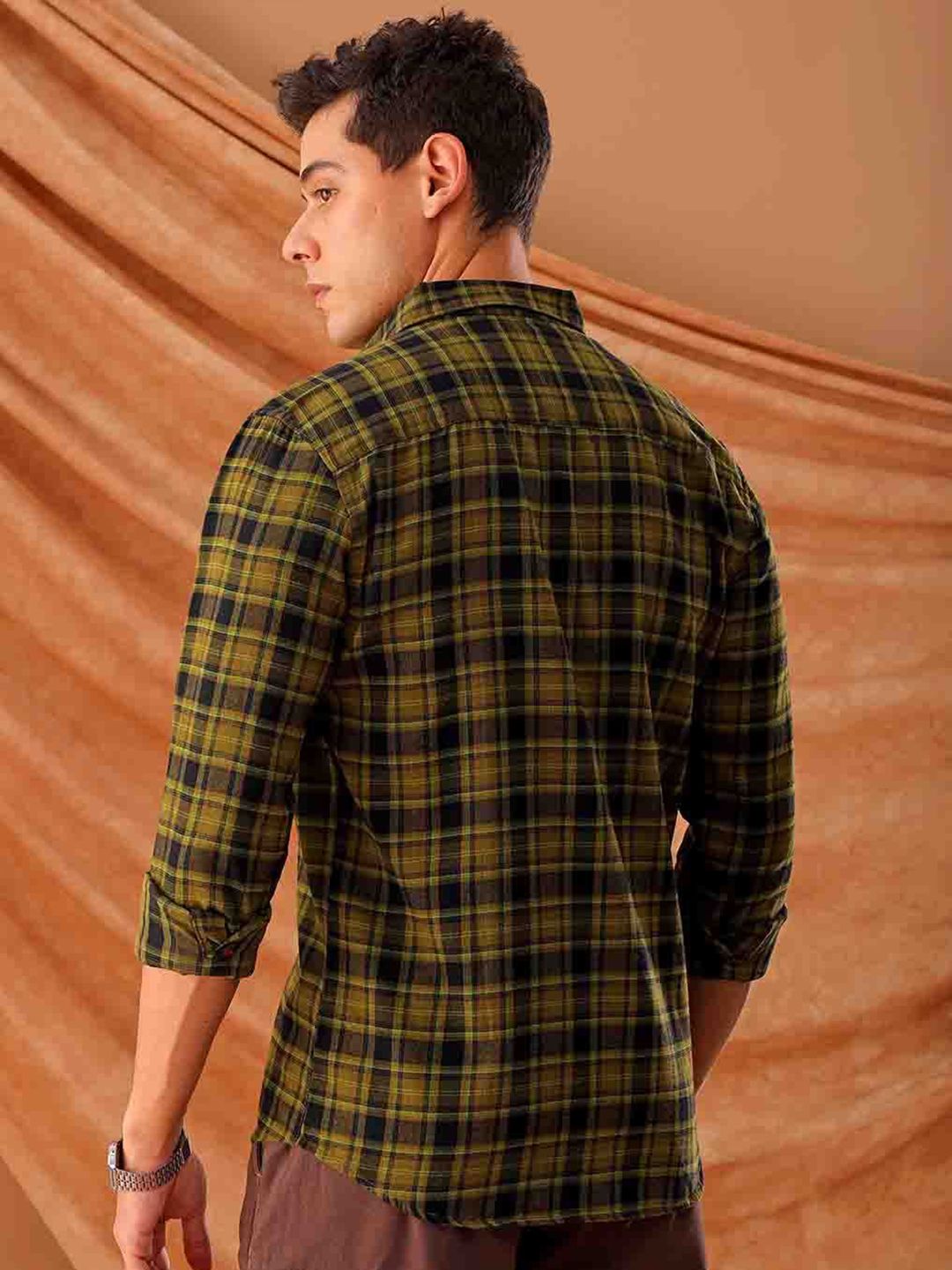 The Indian Garage Co. Spread Collar Slim Fit Tartan Checks Cotton Casual Shirt