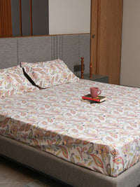 Urban Space White & Pink Printed 200 TC Cotton Single Bedsheet dengan 1 Cover Bantal