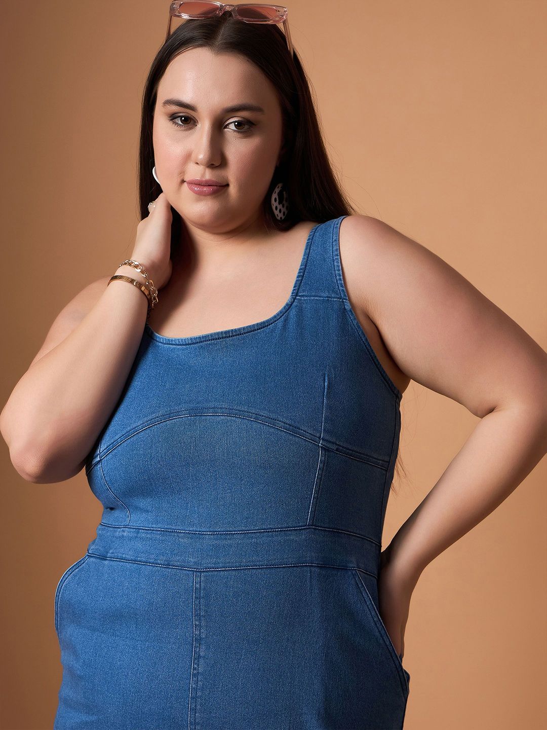 SASSAFRAS Curve Denim Sheath Midi Dress