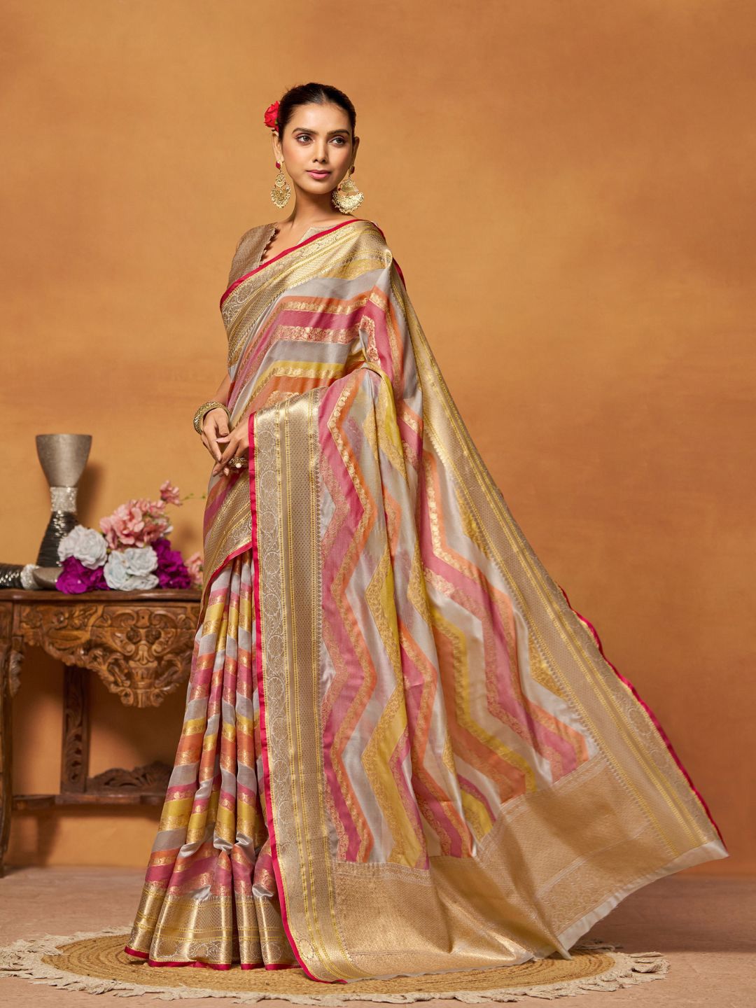 KALINI Women Silk Blend Woven Banarasi Saree With Blouse Piece
