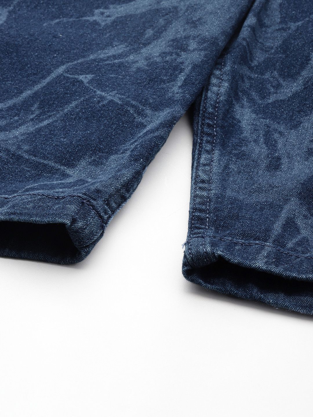 The Indian Garage Co Men Printed Denim Shorts
