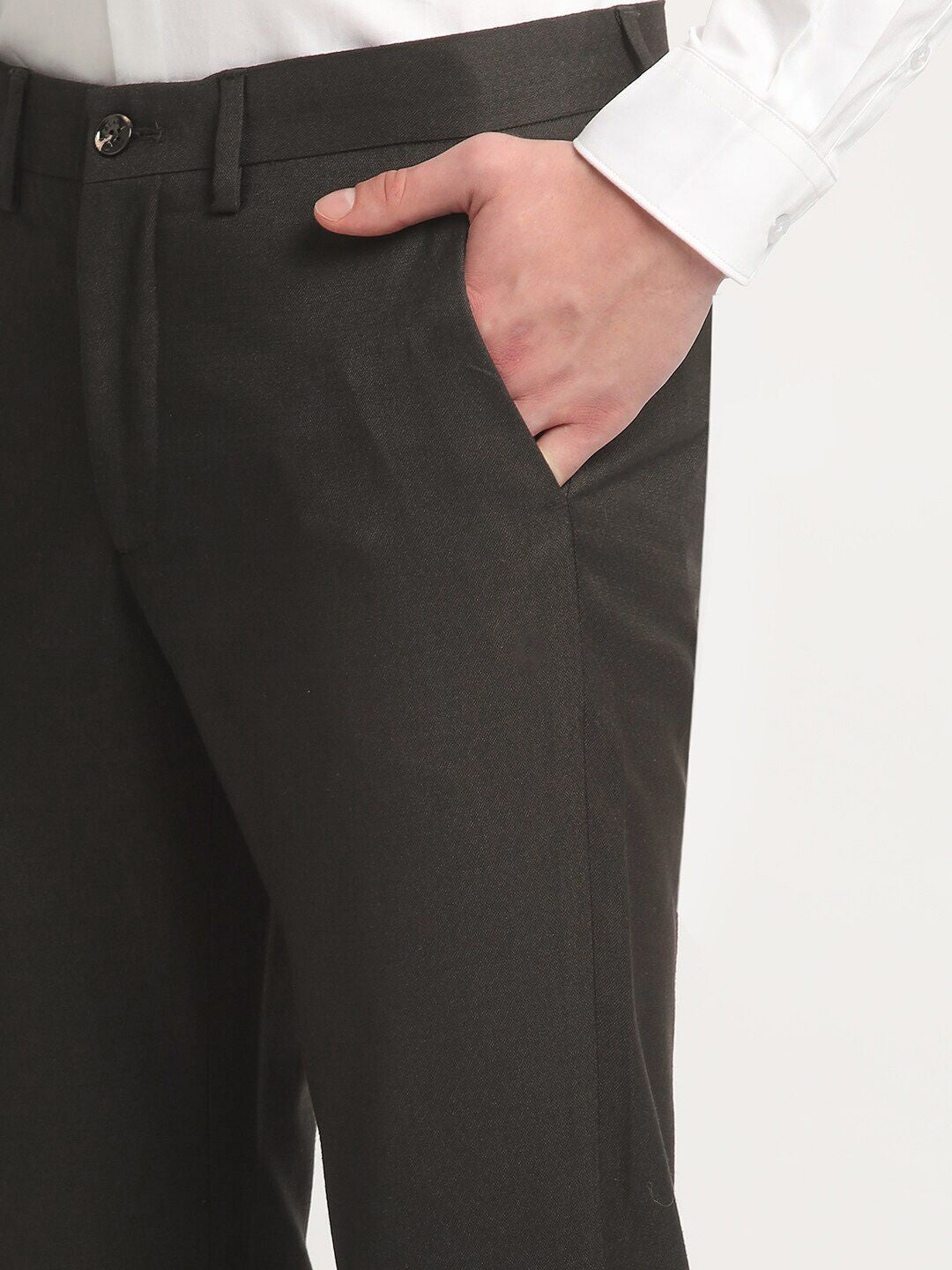 THE BEAR HOUSE Men Solid Tapered Fit Mid-Rise Formal Trousers