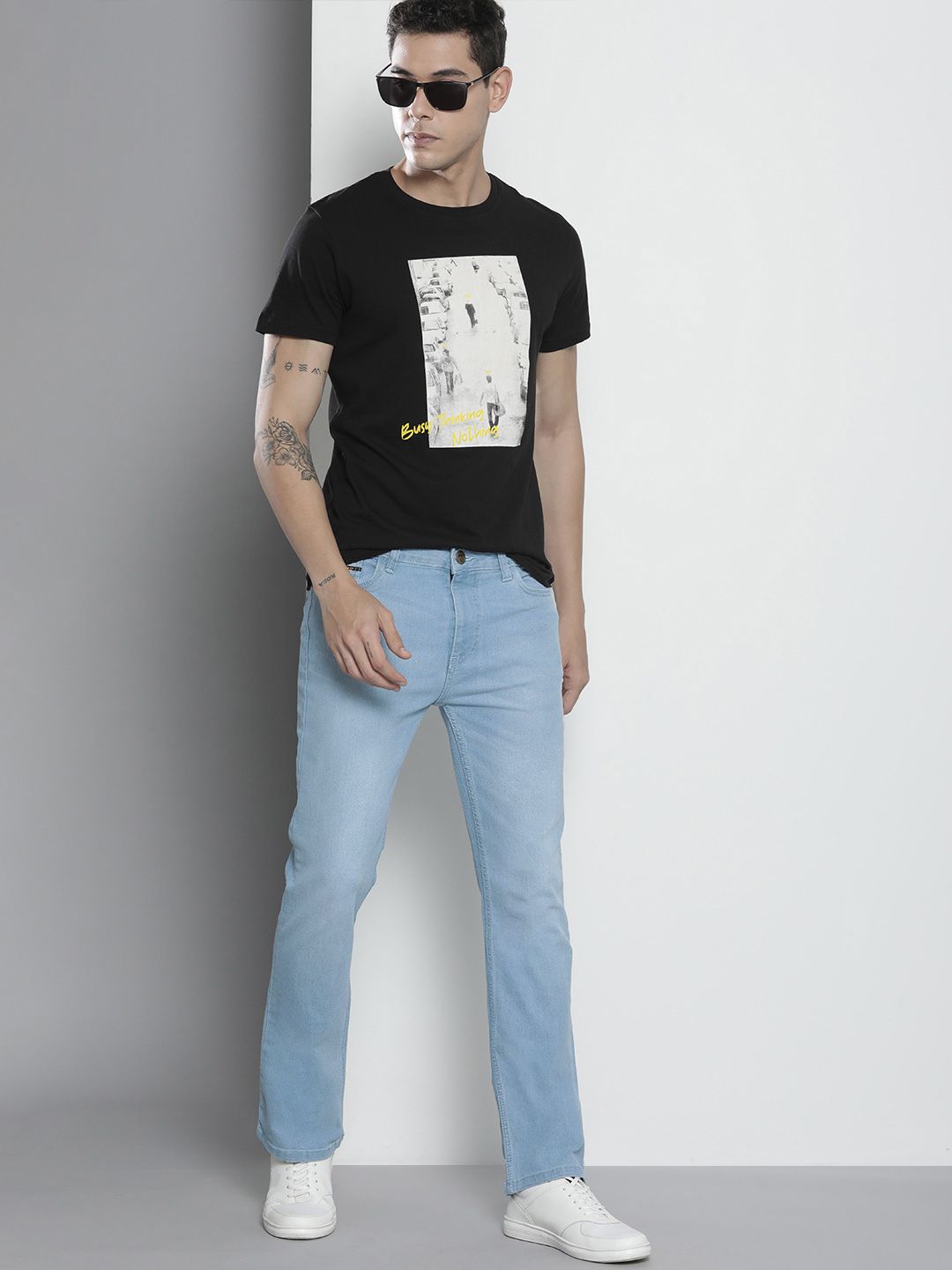 The Indian Garage Co Men Bootcut Stretchable Jeans