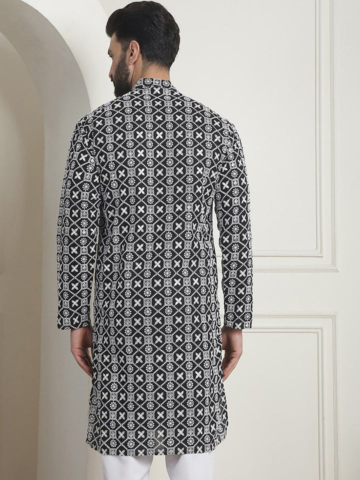 SOJANYA Geometric Printed Mandarin Collar Long Sleeves Cotton Thread Work Kurta