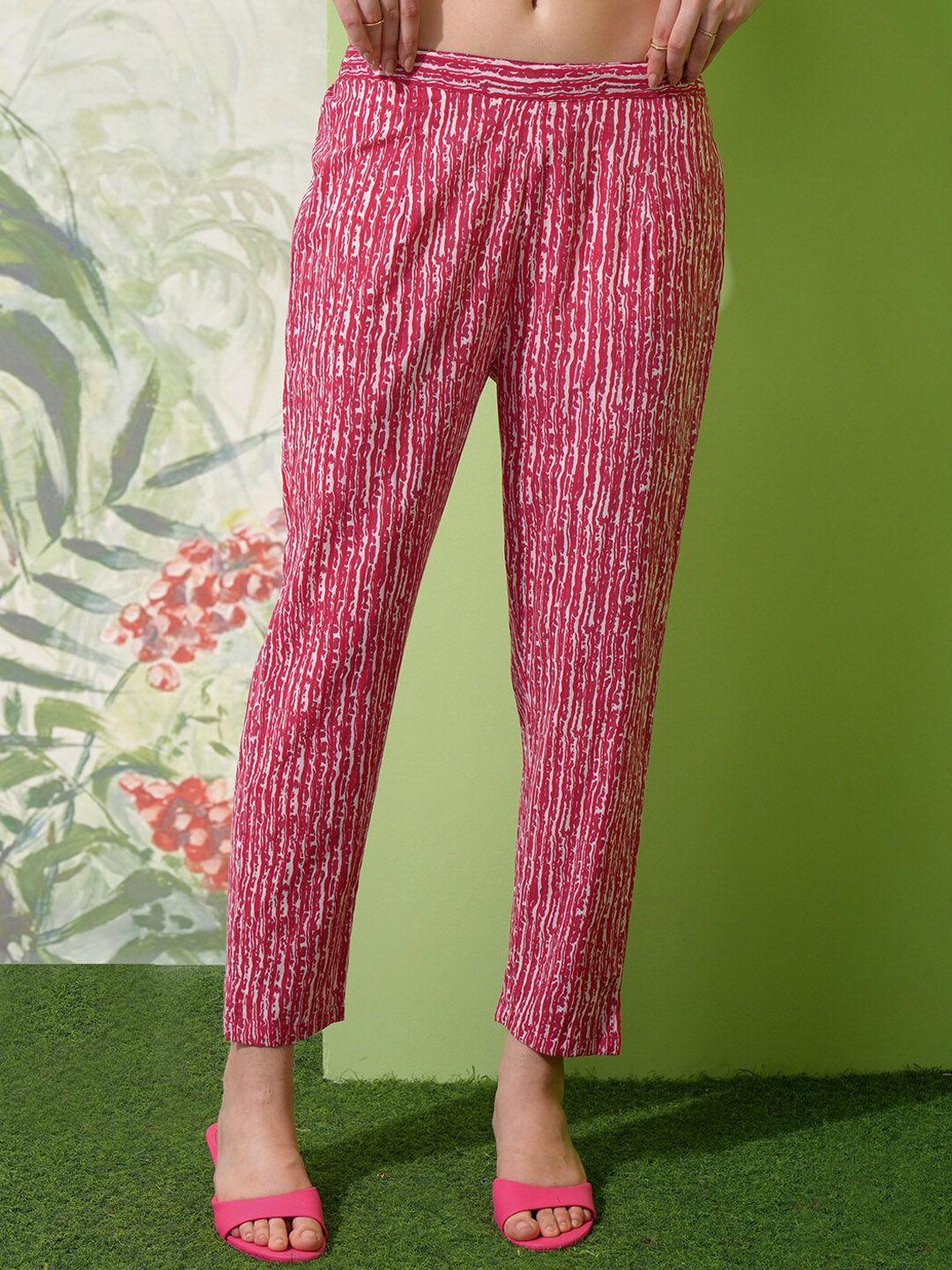Vishudh Floral Printed Regular Thread Work Pure Cotton Kurta with Trousers & With Dupatta