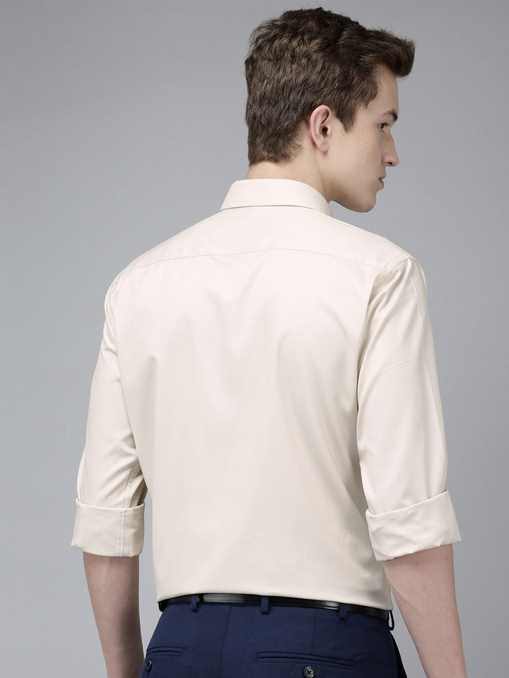 Park Avenue Self Design Slim Fit Textured Formal Shirt