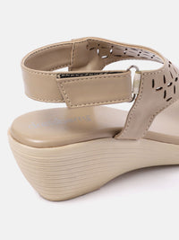 DressBerry Wedge Heel with Laser Cuts