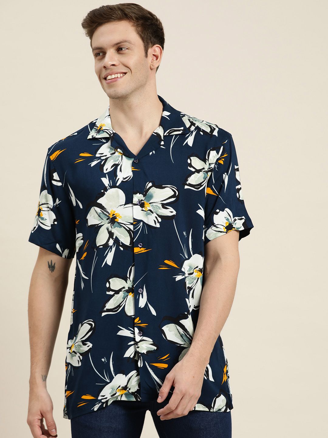 Hancock Men Navy Blue & White Santai Bercetak Baju Kasual