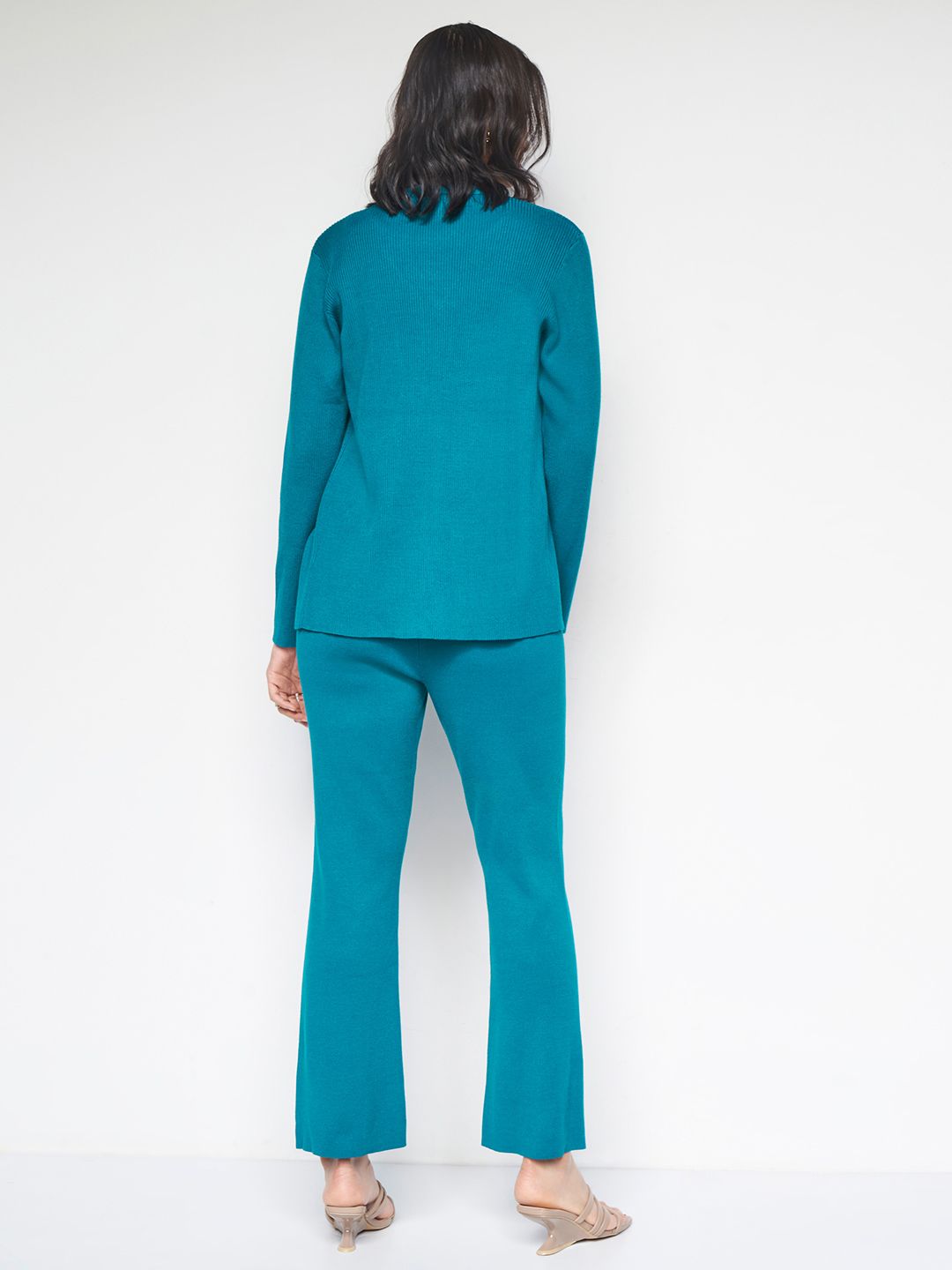 And Women Solid Top with Trousers & Jacket