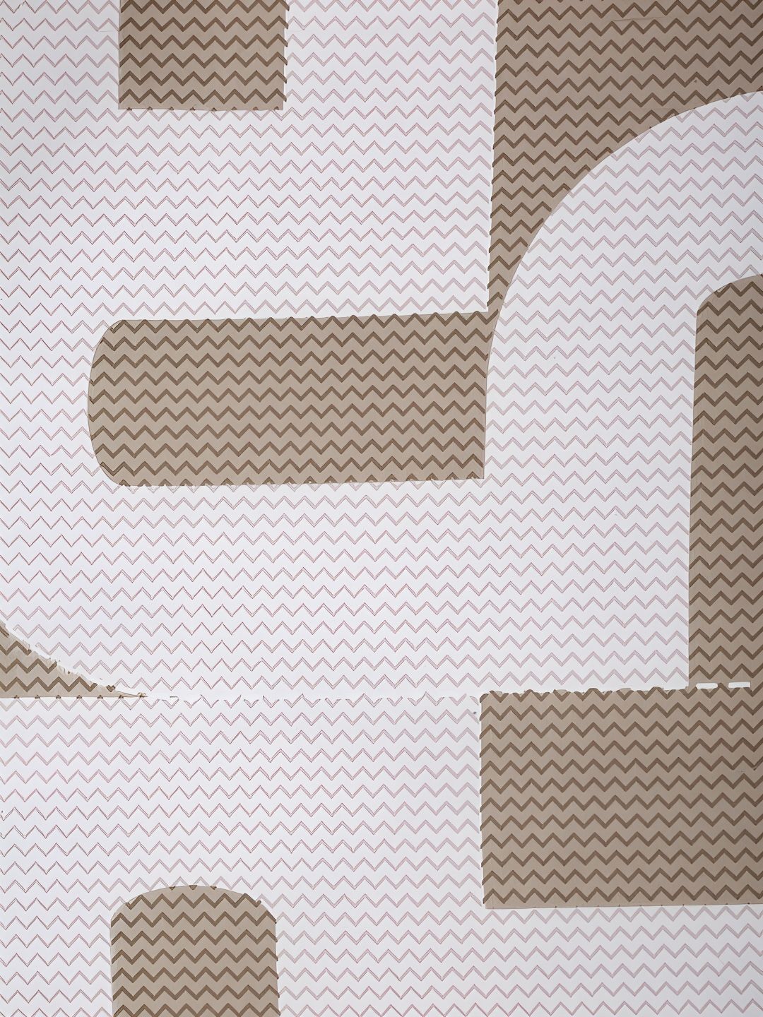 KLOTTHE Brown Abstract Printed 300TC Super King Fitted Bedsheet With 2 Pillow Covers