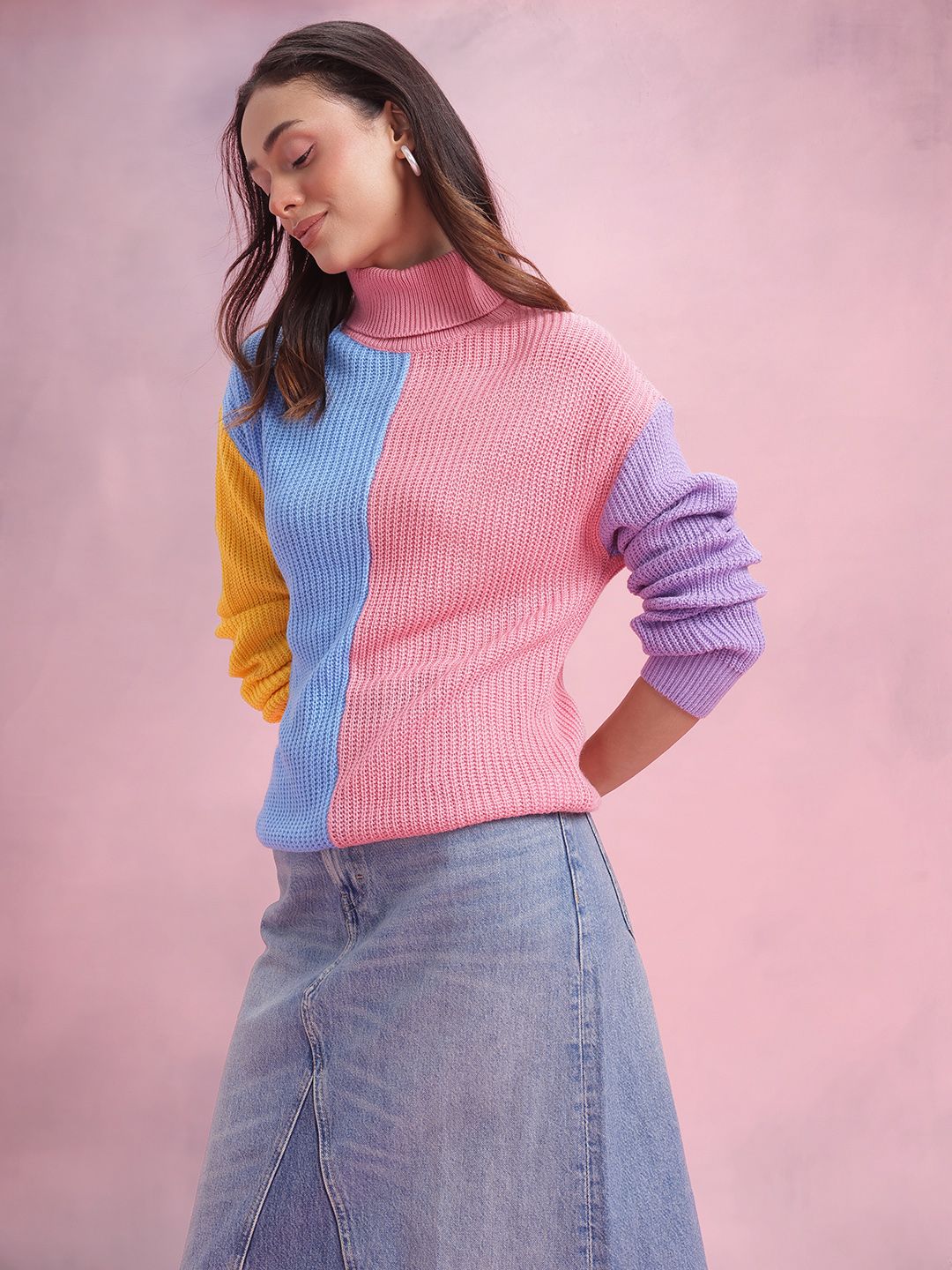 DressBerry Colourblocked Turtle Neck Pullover