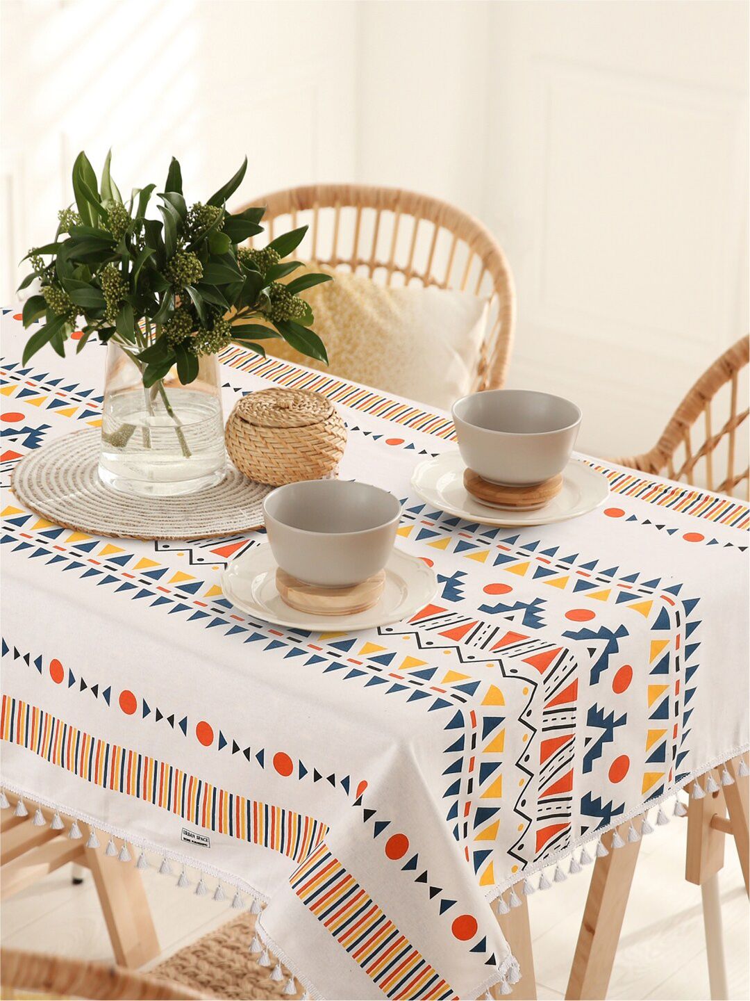 URBAN SPACE White Printed Pure Cotton 6-Seater Table Cover