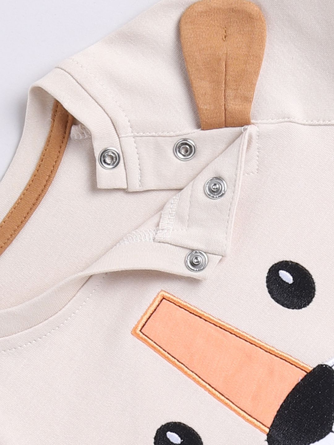 Moms Love Infant Boys Applique Detail T-Shirt With Trousers