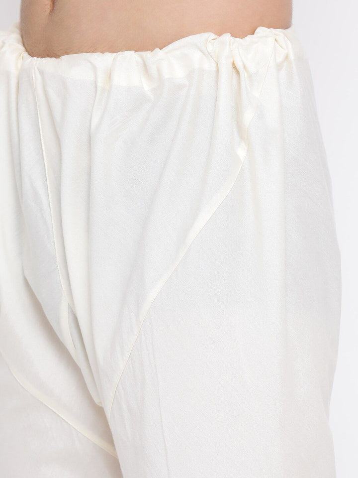 VASTRAMAY Men Cream-Coloured Floral Printed Kurta with Pyjamas