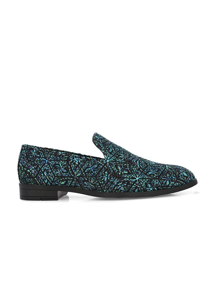 House of Pataudi Men Embroidered Casual Mojaris