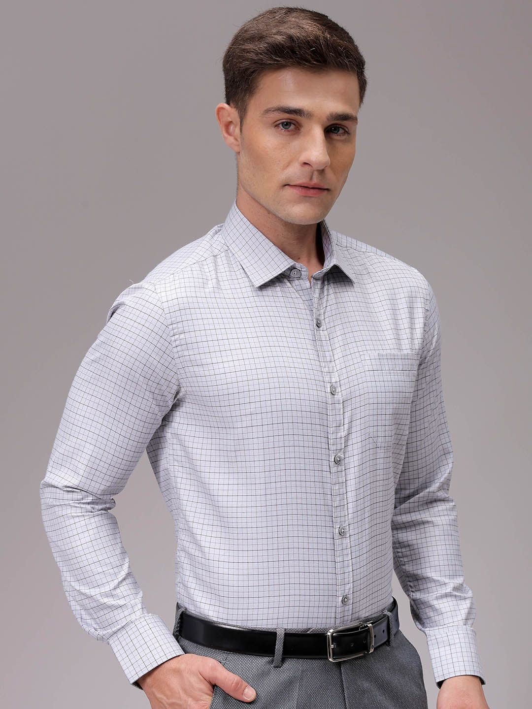 The Indian Garage Co. X Luxe Men Slim Fit Opaque Checked Formal Shirt