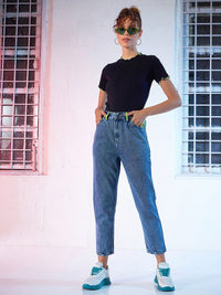 SASSAFRAS Women Blue Regular Fit Mid-Rise Pleated Clean Look Slouchy Jeans