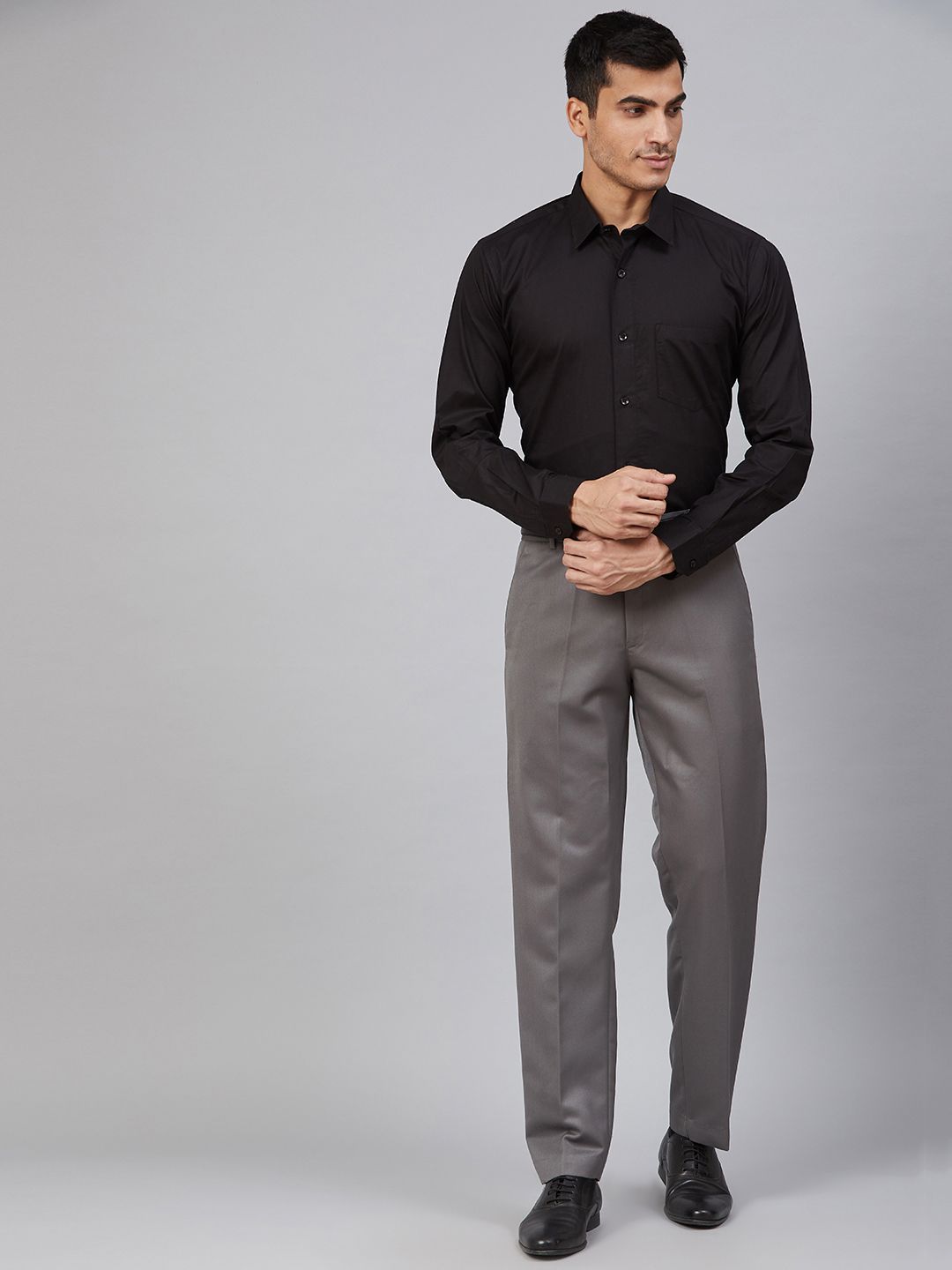 DENNISON Men Black Smart Slim Fit Water & Stain Repellent Solid Formal Shirt