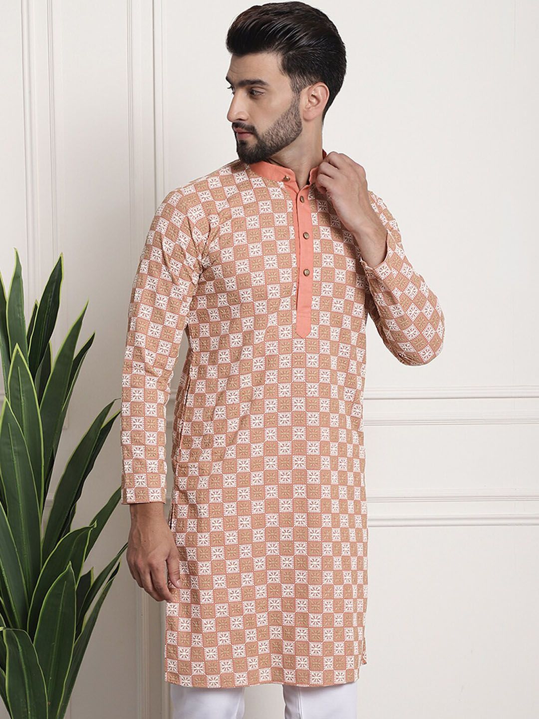 SOJANYA Ethnic Motifs Embroidered Mandarin Collar Kurta