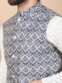 Kurta Kapas Tulen Bersulam Bunga Warna Krim Anouk dengan Jaket Churidar & Nehru