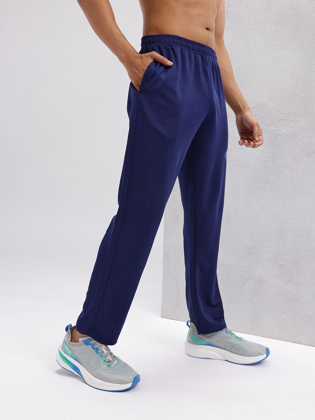 HRX by Hrithik Roshan Men Brand Logo Print Detail Mid-Rise Rapid-Dry Running Track Pants
