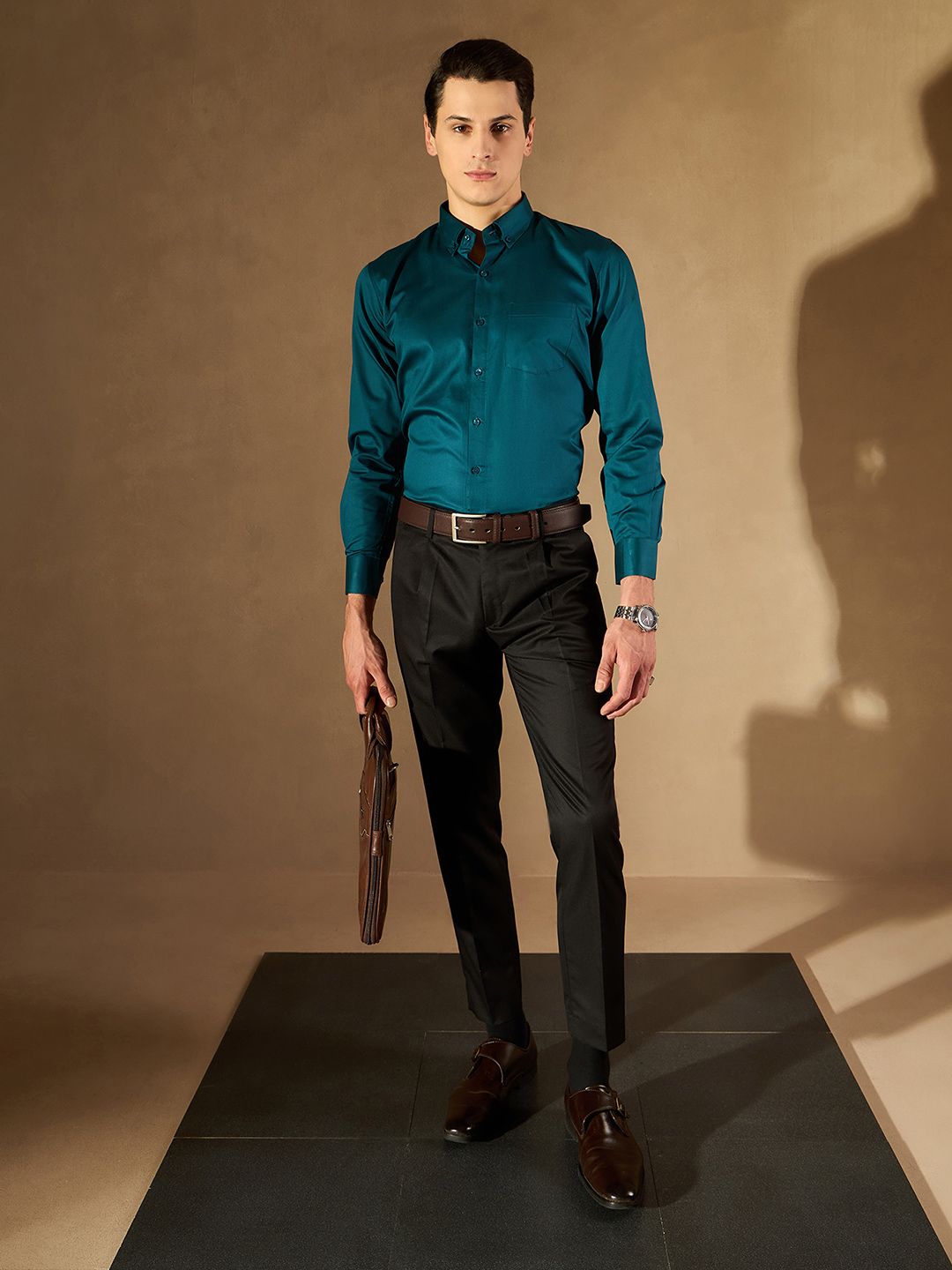 DENNISON Men Teal Green Smart Slim Fit Solid Formal Shirt