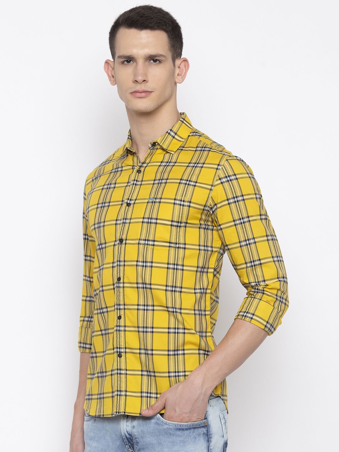 SPYKAR Men Yellow & Black Slim Fit Checked Casual Shirt