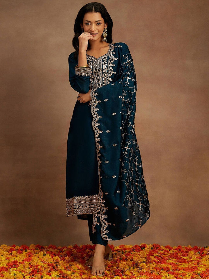 Libas Yoke Design Sequinned Straight Kurta with Trousers & With Dupatta