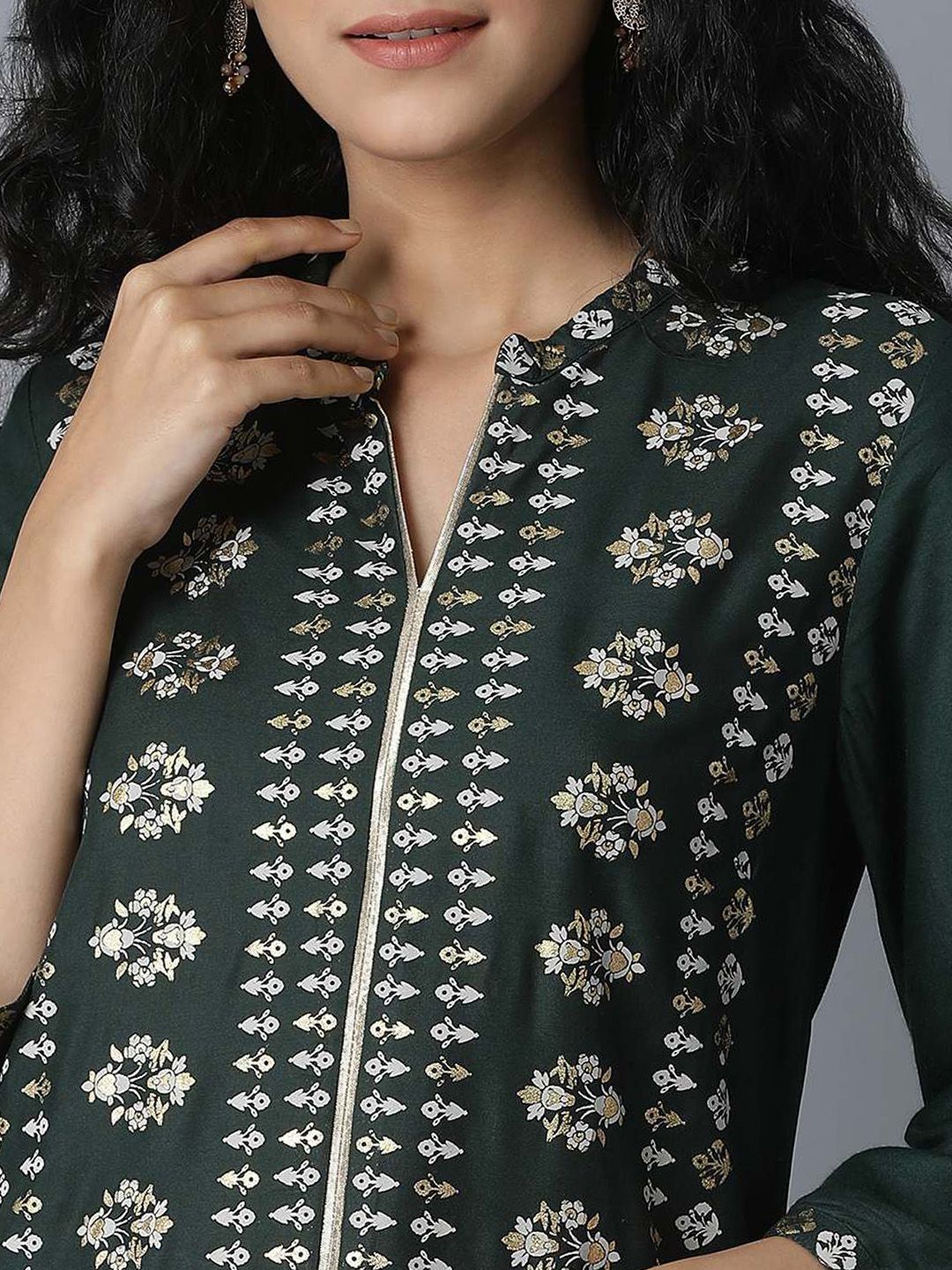 W Women Green Printed Kurta