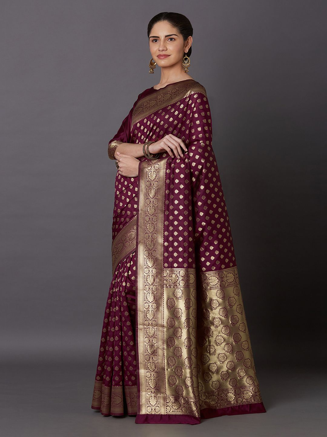 Mitera Magenta & Gold-Toned Silk Blend Woven Design Kanjeevaram Saree