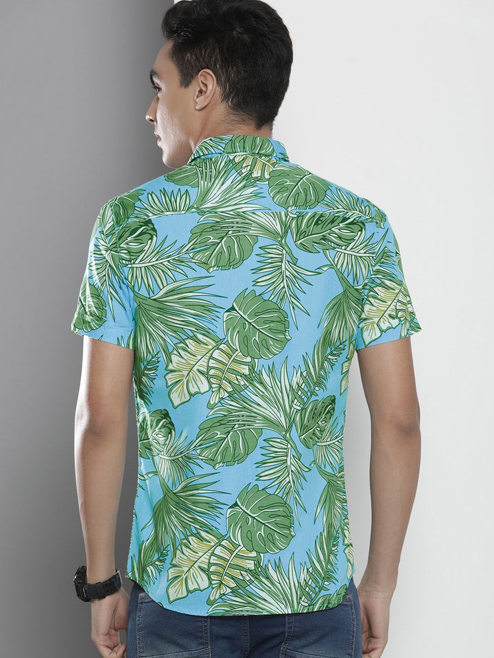The Indian Garage Co Men Slim Fit Floral Print Resortwear Shirt