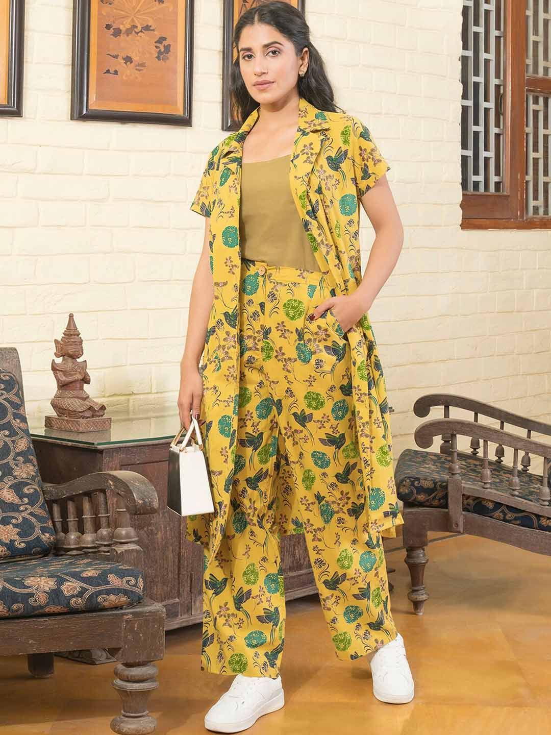 SANSKRUTIHOMES Floral Printed Notched Lapel Collar Pure Cotton Shrug With Trousers