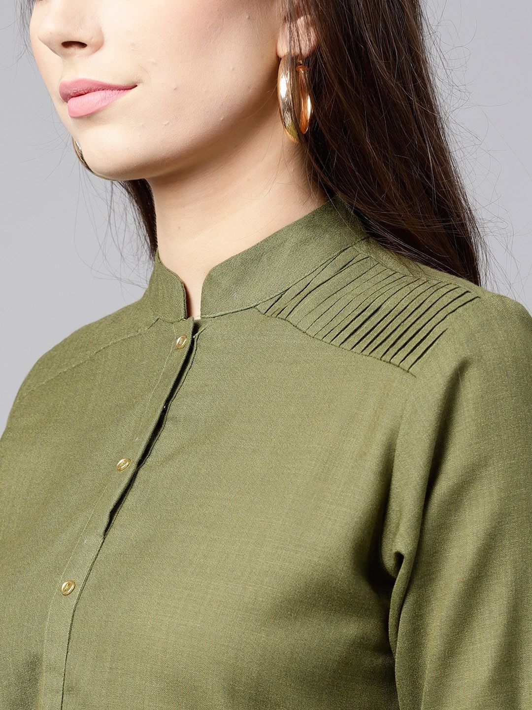 Gerua By Libas Women Olive Green Solid Straight Kurta