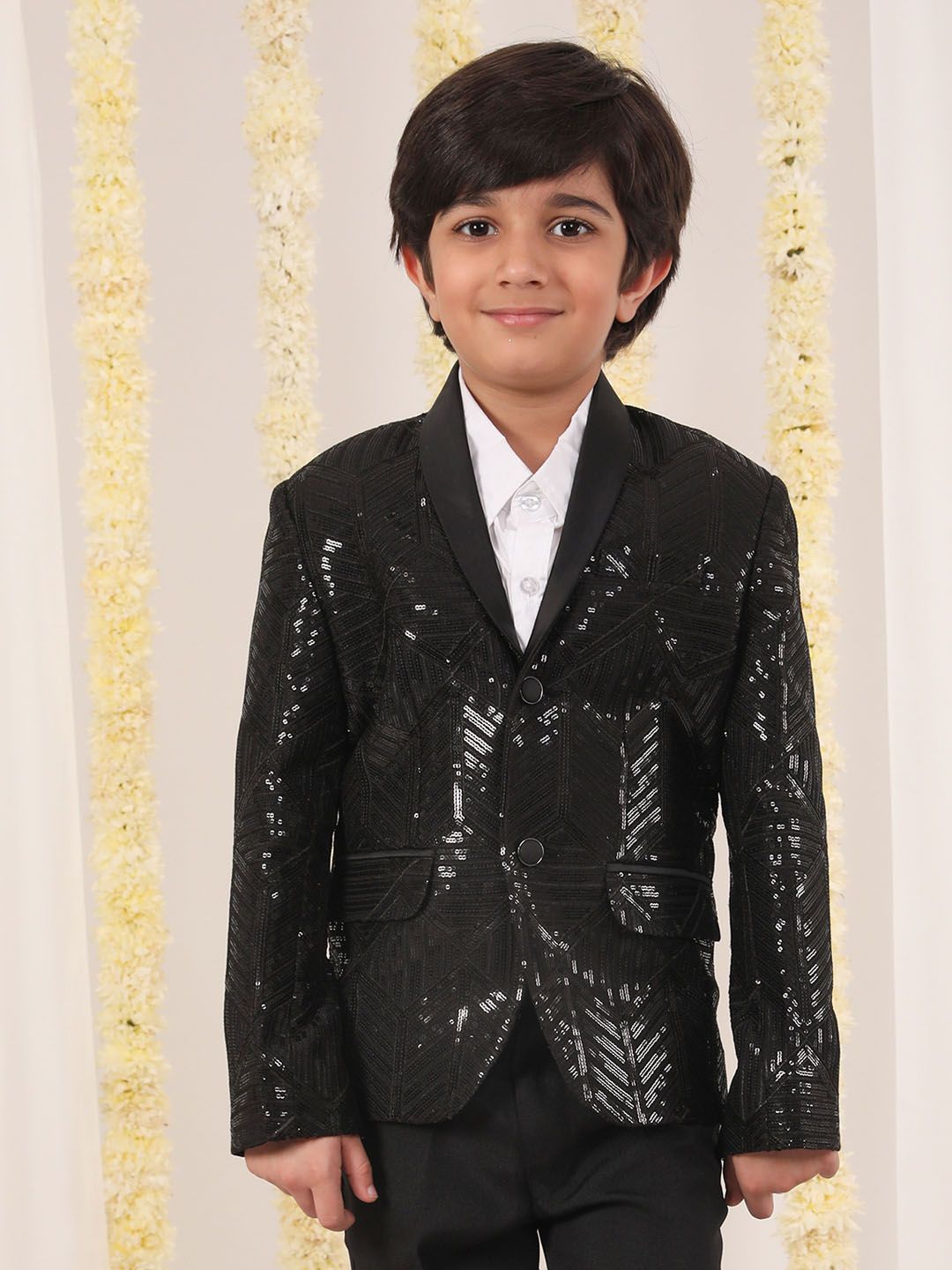 VASTRAMAY Boys Embellished Single Breasted Blazer