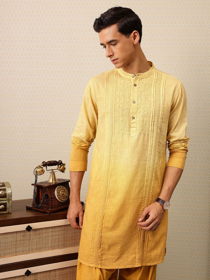 House of Pataudi Floral Embroidered Pure Cotton Jashn Kurta With Salwar