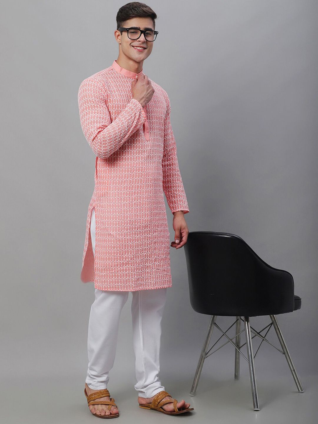 SOJANYA Embroidered Thread Work Pure Cotton Kurta With Churidar