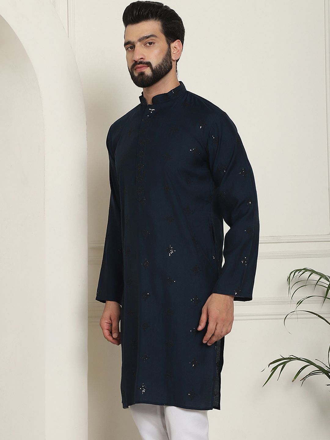 SOJANYA Kurta Sulam Berhias Lelaki
