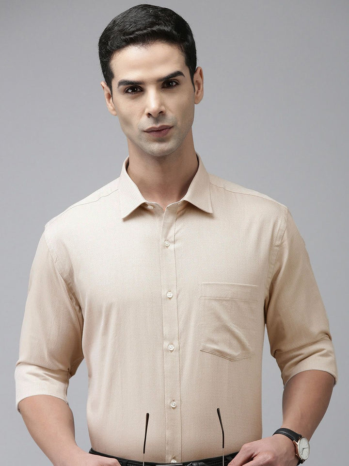 Park Avenue Men Pure Cotton Textured Slim Fit Formal Shirt