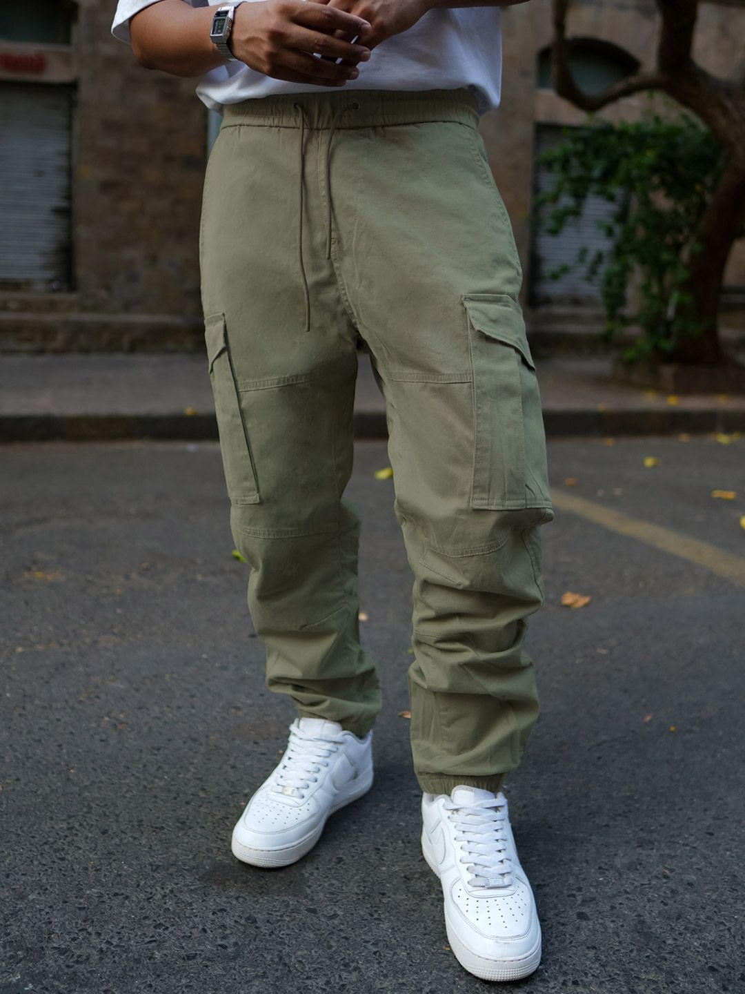 Powerlook Men Mid-Rise Regular Fit Cargos Trousers