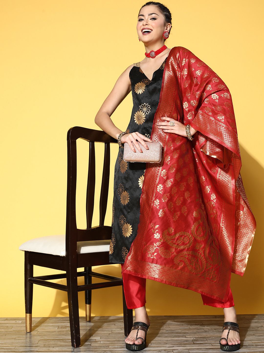 Varanga Women Ethnic Motifs Art Silk Brocade Kurta Set