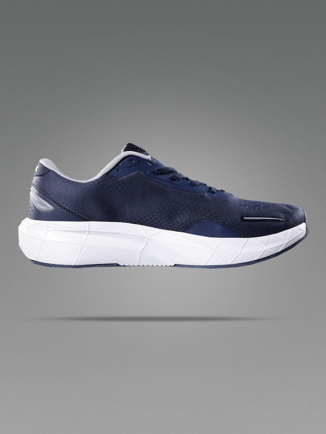 HRX by Hrithik Roshan Men CARBONIC Running Shoes