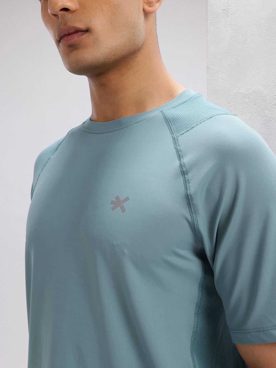 HRX by Hrithik Roshan Mesh Panel Back Rapid-Dry Training T-shirt