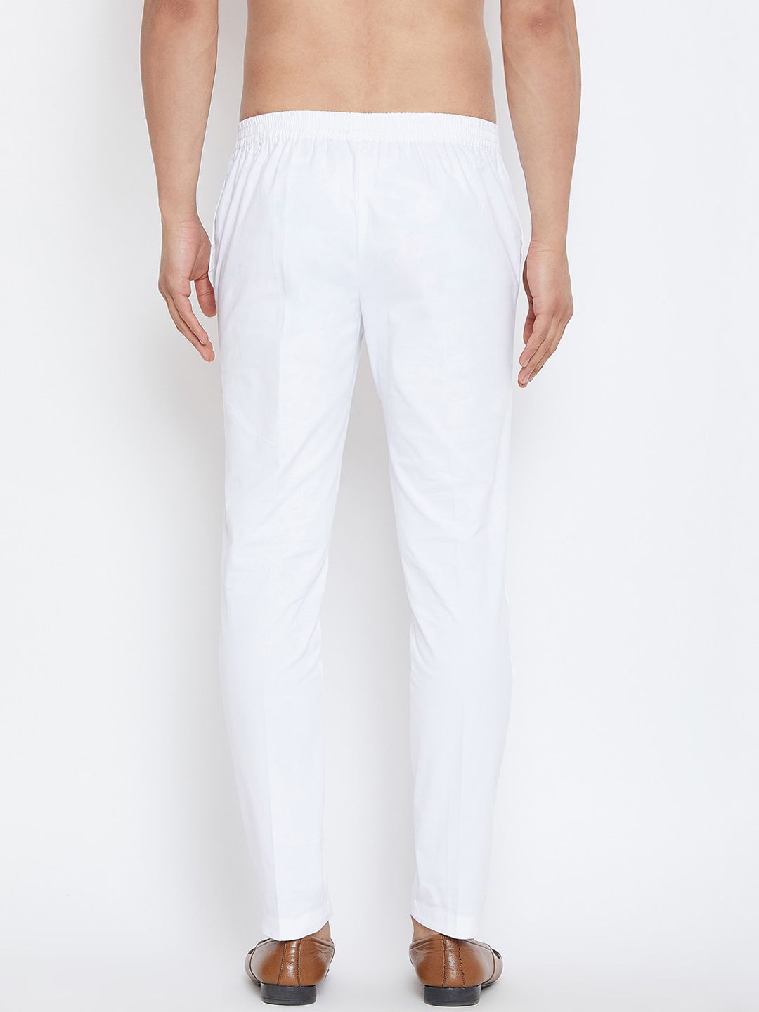See Designs Men White Solid Pyjamas