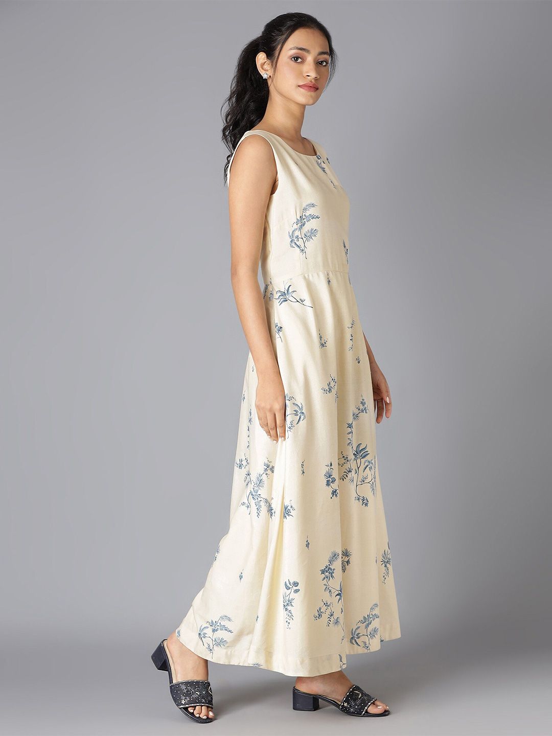 W Women White & Blue Floral Maxi Dress