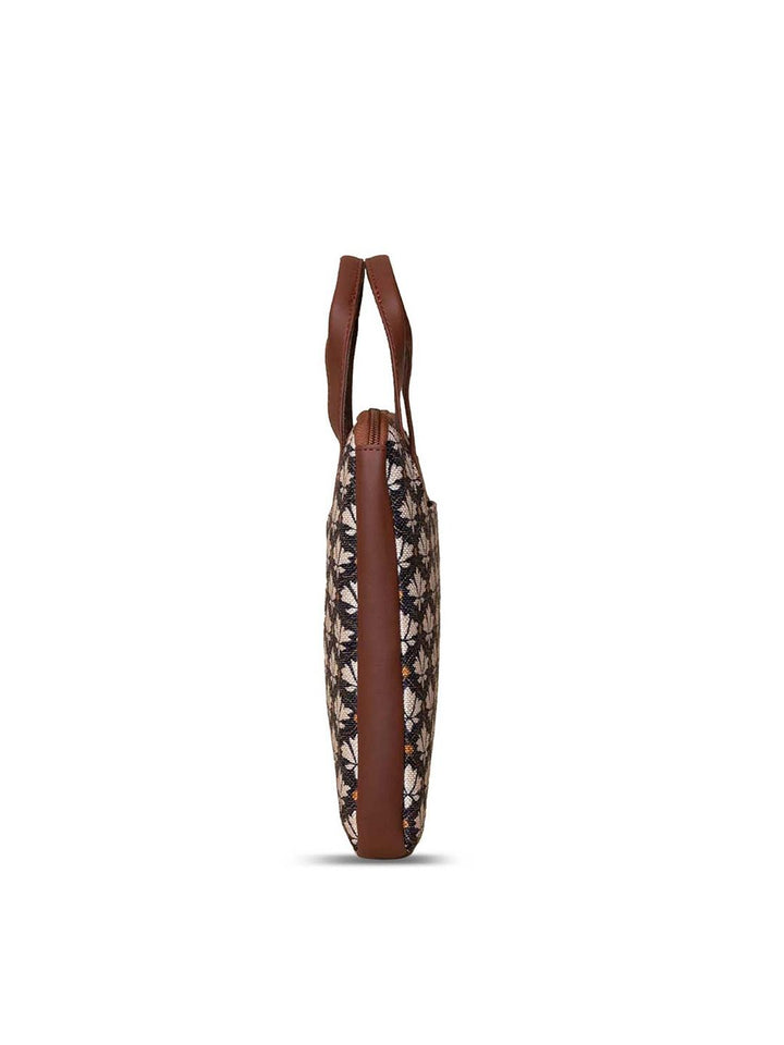 ZOUK Women Black & Brown Printed Jute Laptop Sleeve