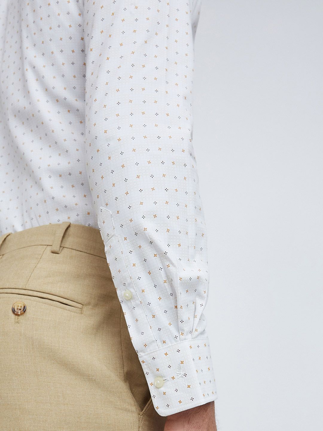Park Avenue Slim Fit Geometric Printed Formal Shirt