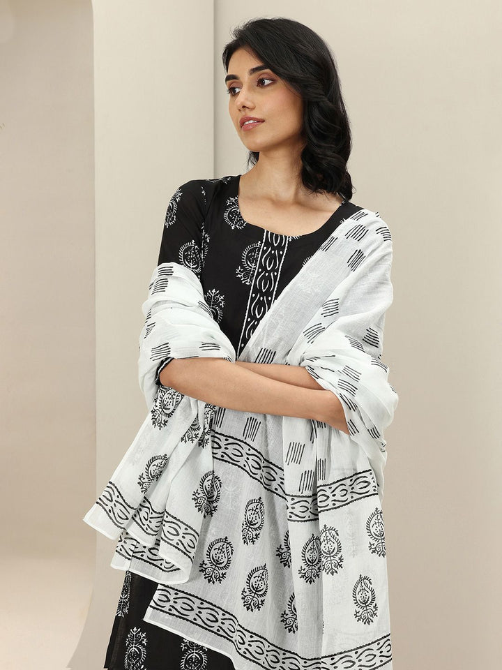 Libas Women Ethnic Motifs Printed Regular Kurta with Salwar & With Dupatta
