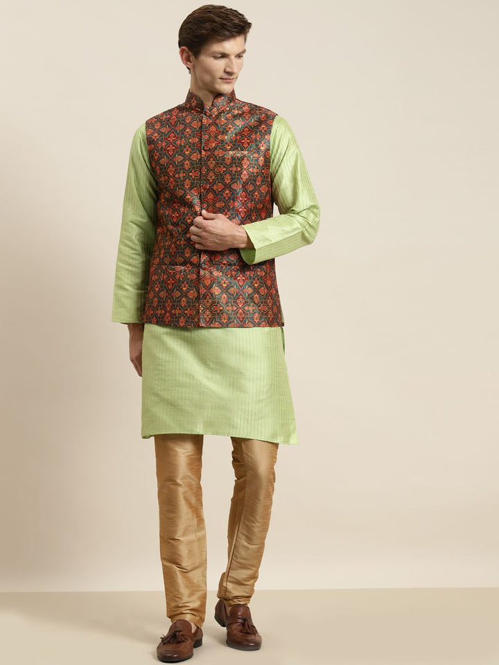 SOJANYA Kurta Belang Hijau Lelaki dengan Jaket Churidar & Nehru