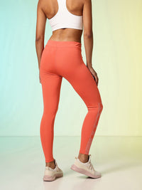HRX by Hrithik Roshan Women Unity Story Rapid-Dry Printed Training Tights