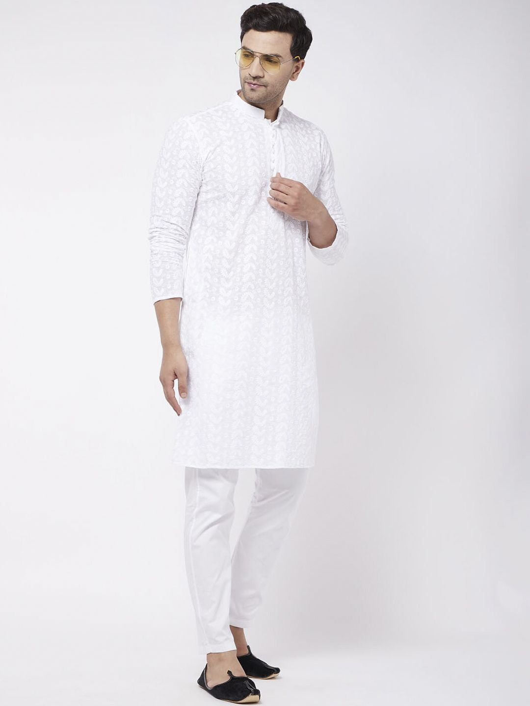 VASTRAMAY Men White Chikankari Pure Cotton Kurta with Churidar
